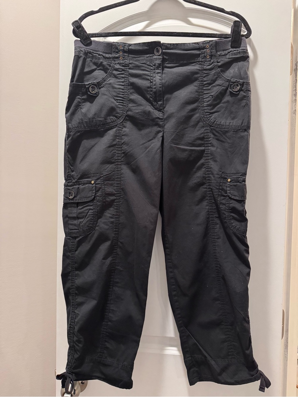 Chico's Black Women's Cargo Capris with Button Waist